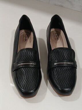 Clarks Collection,Juliet Aster Black Leather, Size Wide 8.5,Black, Not Worn
